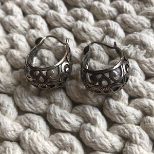 Silpada filigree earrings